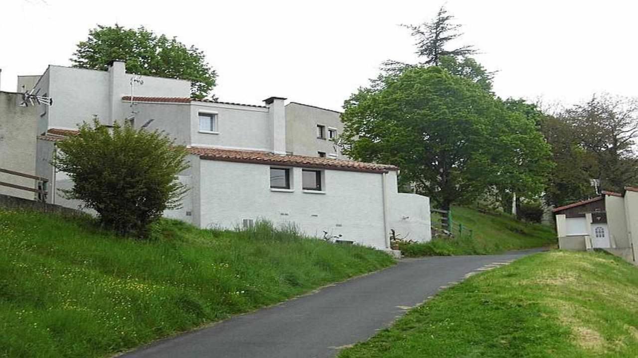 Joli Petit T4 Confortable Au Bord De Leau Vieille-Brioude 外观 照片
